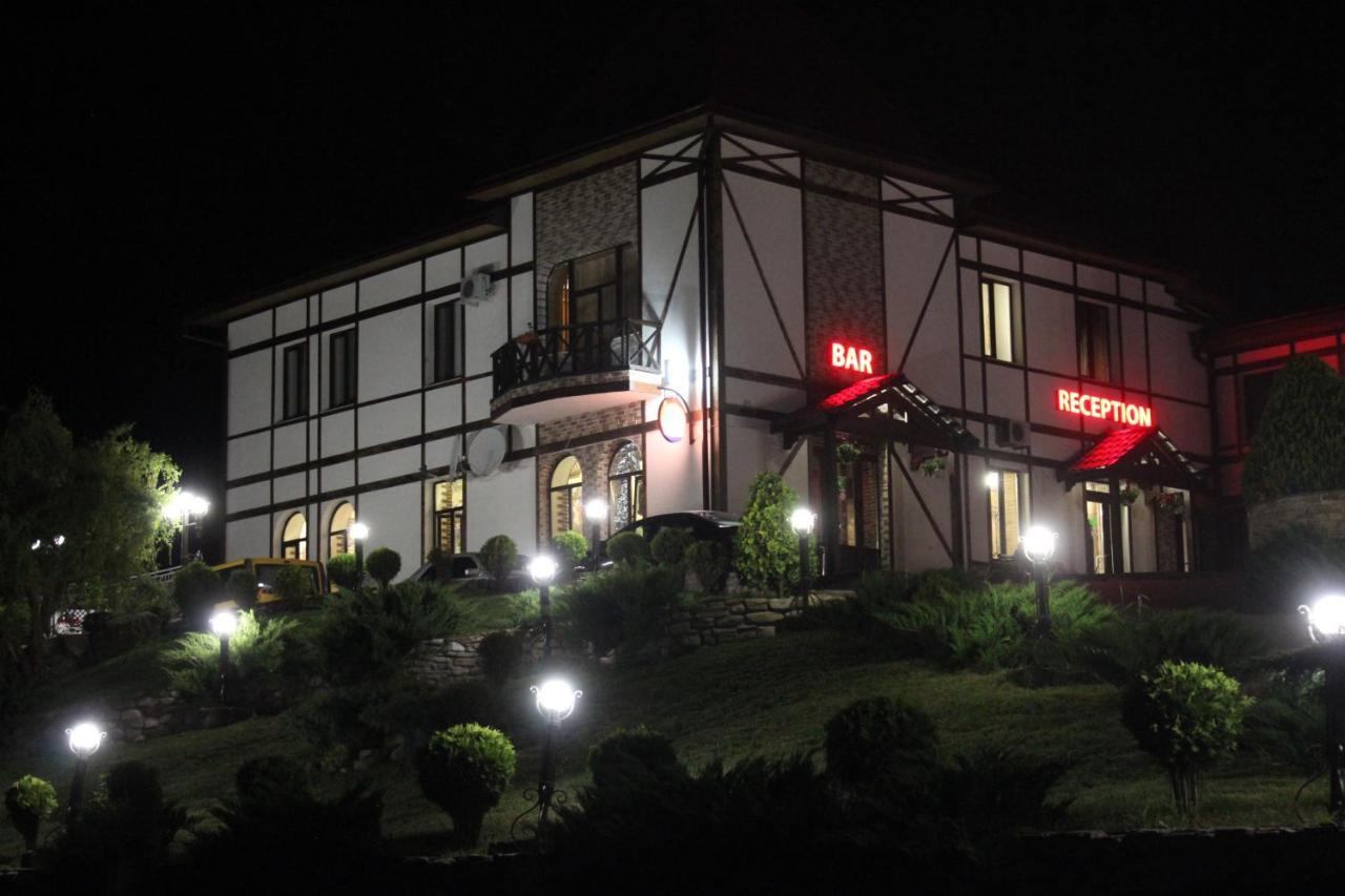 Mishyn-City Hotel Dobrovlyany Exterior photo